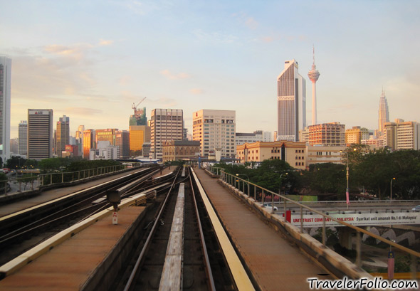 kuala-lumpur-monorail-scene