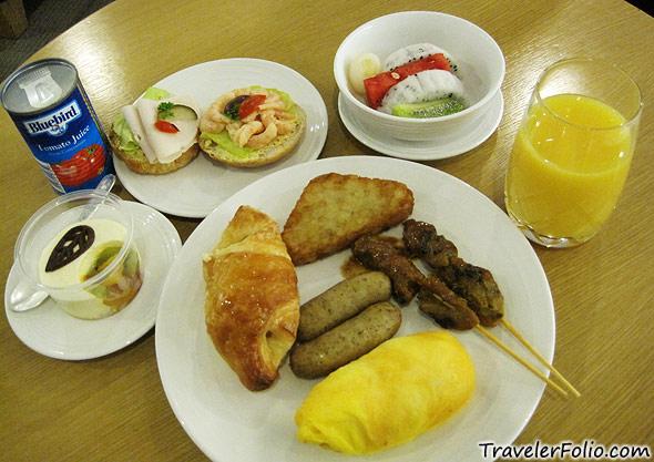 mas-golden-lounge-food