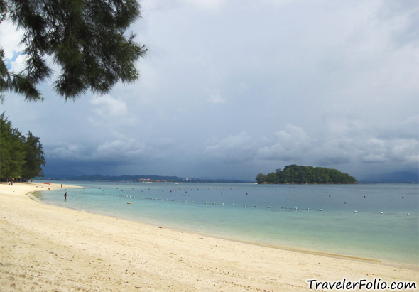 pulau-manukan-beach