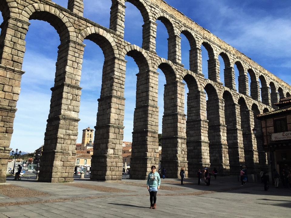 roman-aqueduct-segovia