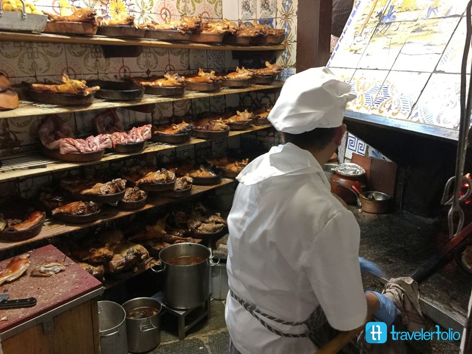 world-oldest-restaurant-firewood-oven-madrid-spain