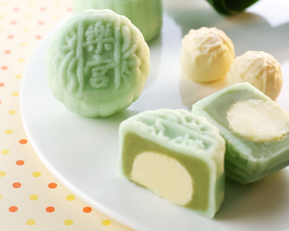 Imperial Jade & Coconut Truffle