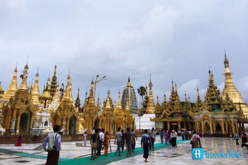 golden-pagodas-yangon-myanmar