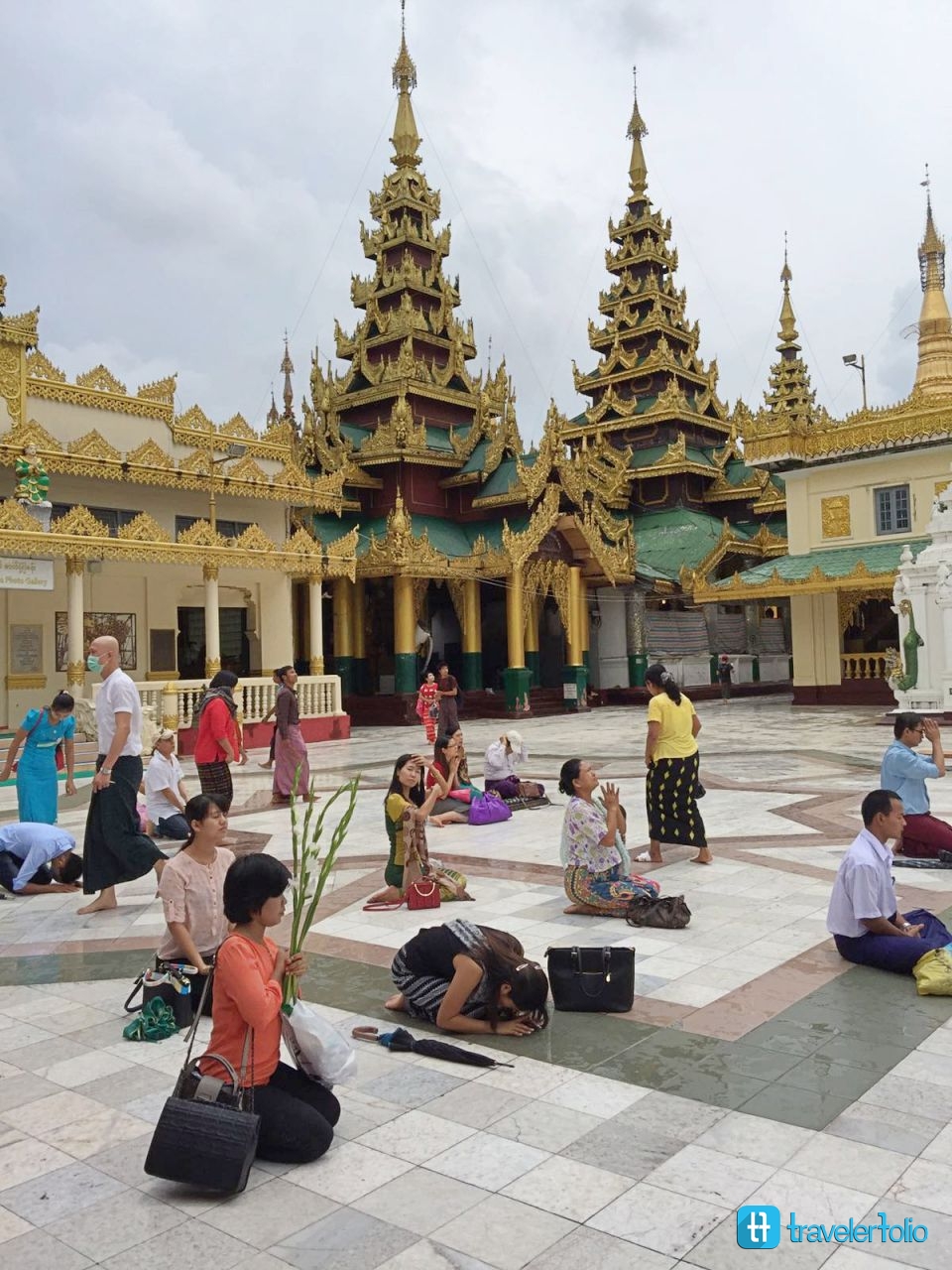 pilgrim-yangon-shwedagon