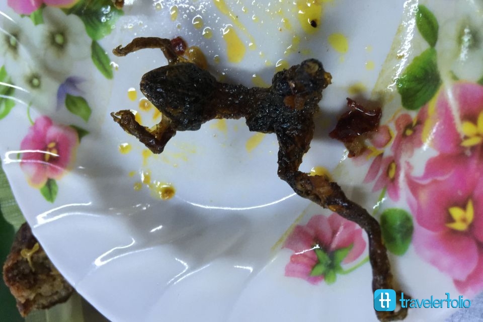 burmese-food-fried-frog