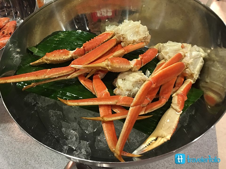 snow-crab-capri-fraser-buffet