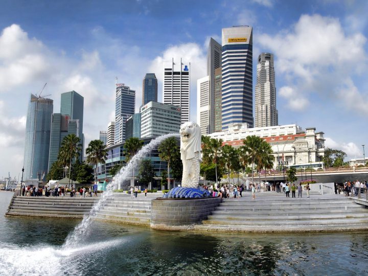 Merlion statue at Merlion Park